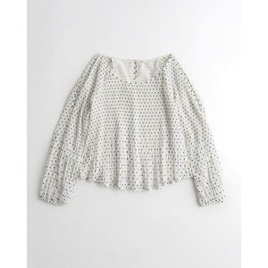 hollister cold shoulder pleated blouse ☾